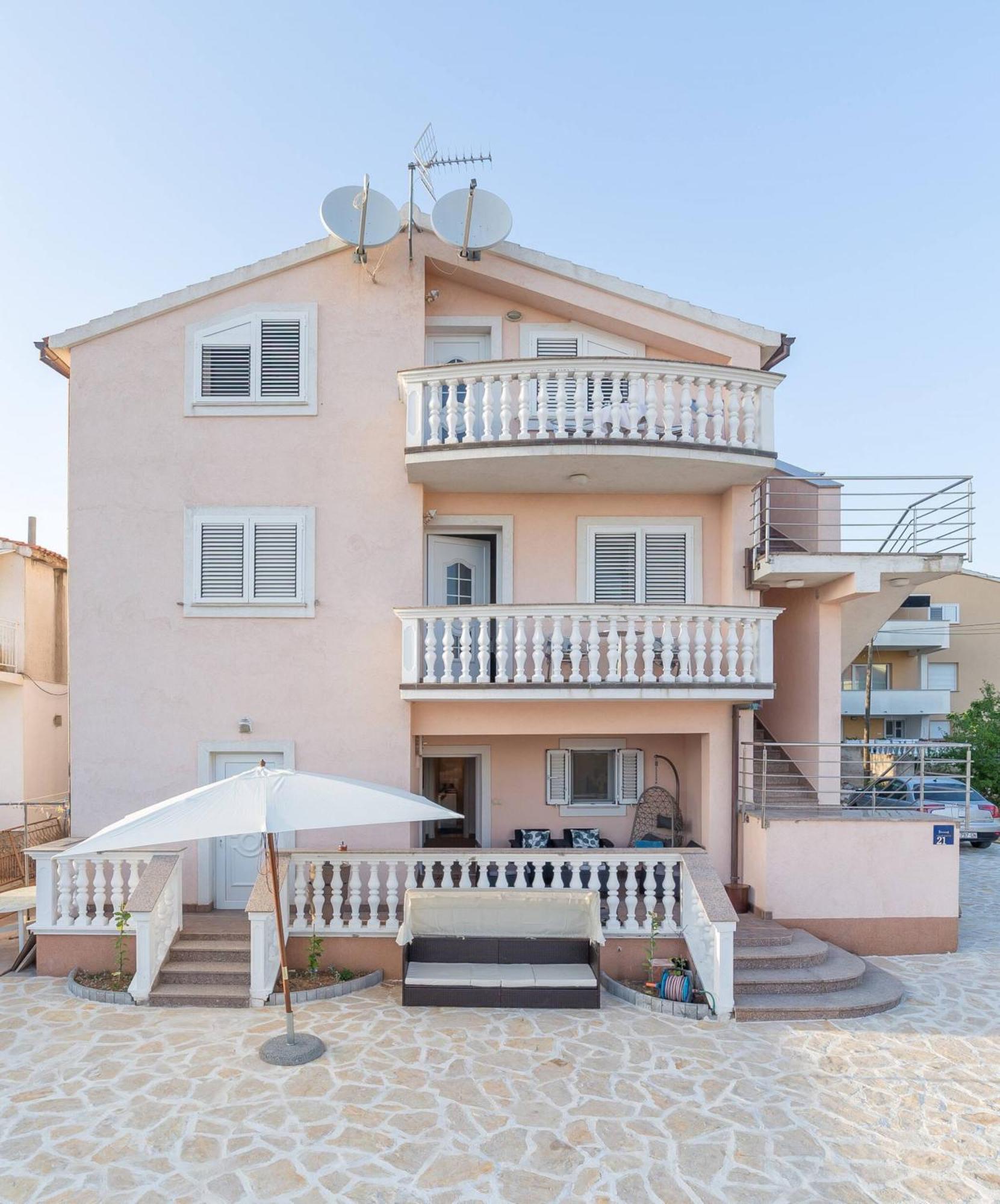 Ferienwohnung Nikol Vodice Exterior foto