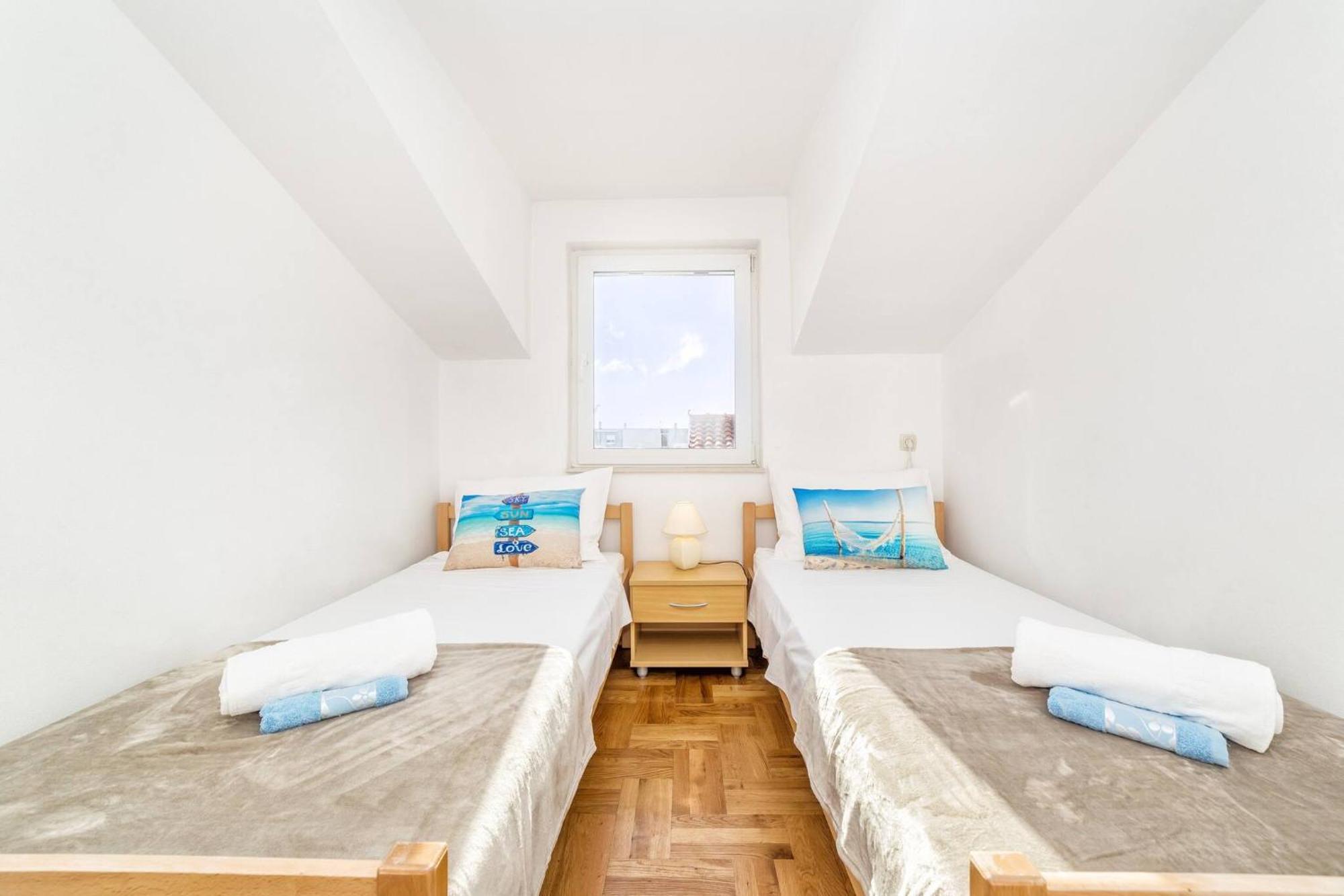 Ferienwohnung Nikol Vodice Exterior foto