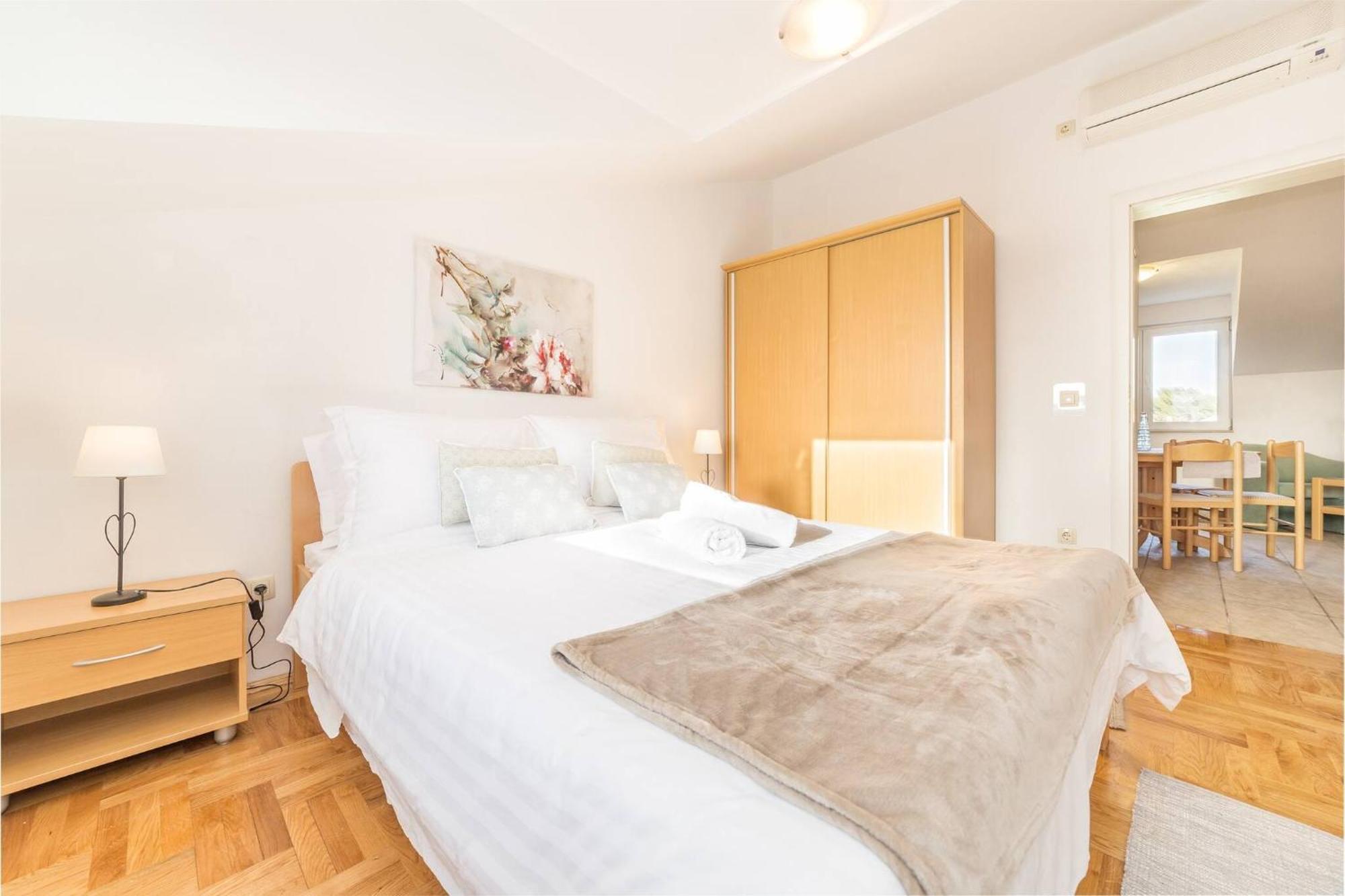 Ferienwohnung Nikol Vodice Exterior foto
